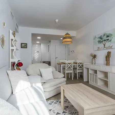 Apartment Chic & Bright Costa Ballena Getaway